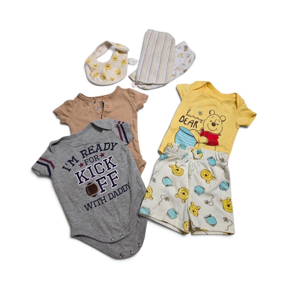 Baby Boy 7 Piece Bundle 0-3M Winnie The Pooh Onesies Shorts Bib Burp Cloths